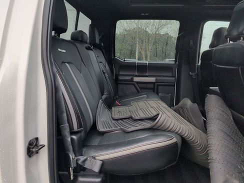 Used 2018 Ford F150 Platinum w/ Equipment Group 701A Luxury image 32