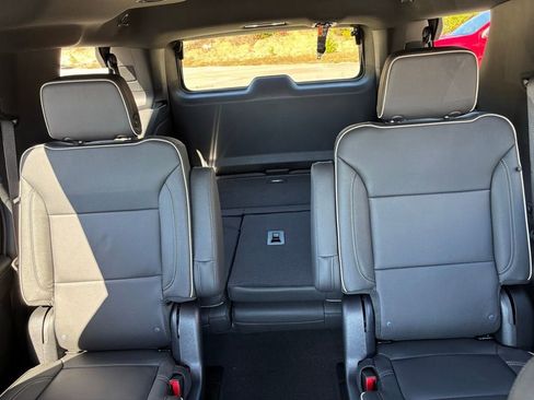 New 2026 Chevrolet Tahoe Premier image 18