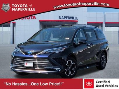 Certified 2025 Toyota Sienna Platinum
