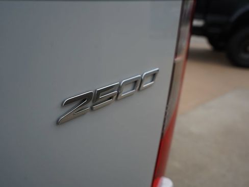 Used 2025 Mercedes-Benz Sprinter 2500 image 7