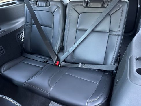 New 2025 Lincoln Aviator Reserve image 14