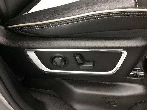 Used 2023 RAM 1500 Laramie AWD/4WD image 46