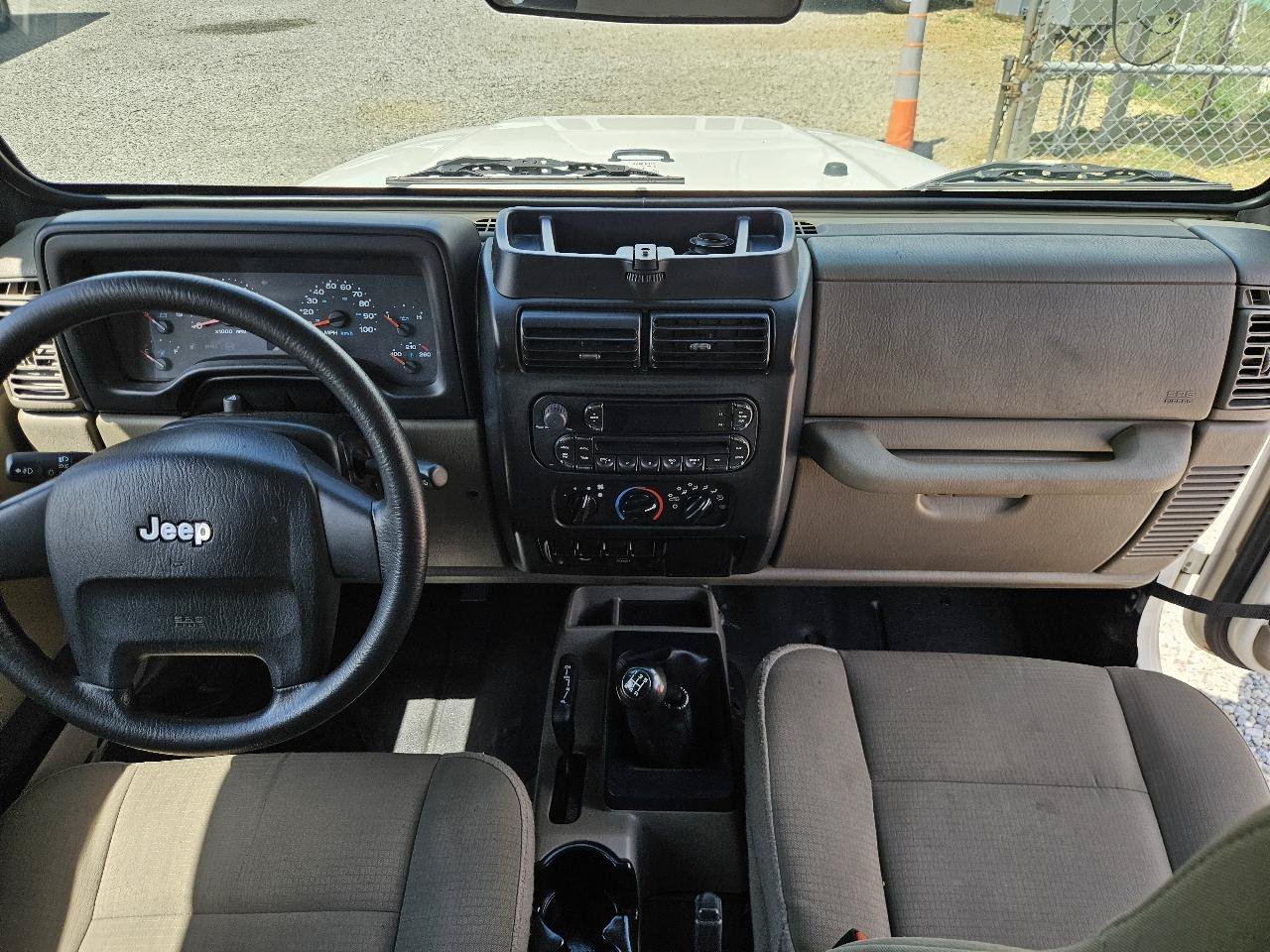 Used 2006 Jeep Wrangler Unlimited AWD/4WD image 30