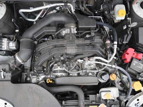 Certified 2024 Subaru Outback Premium image 34