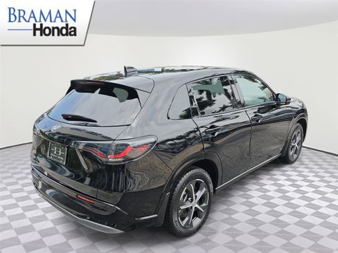 Certified 2024 Honda HR-V EX-L image 3