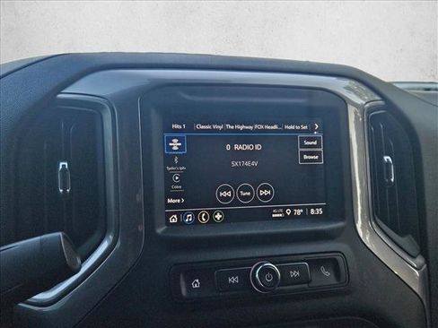 Used 2022 Chevrolet Silverado 1500 Custom image 19