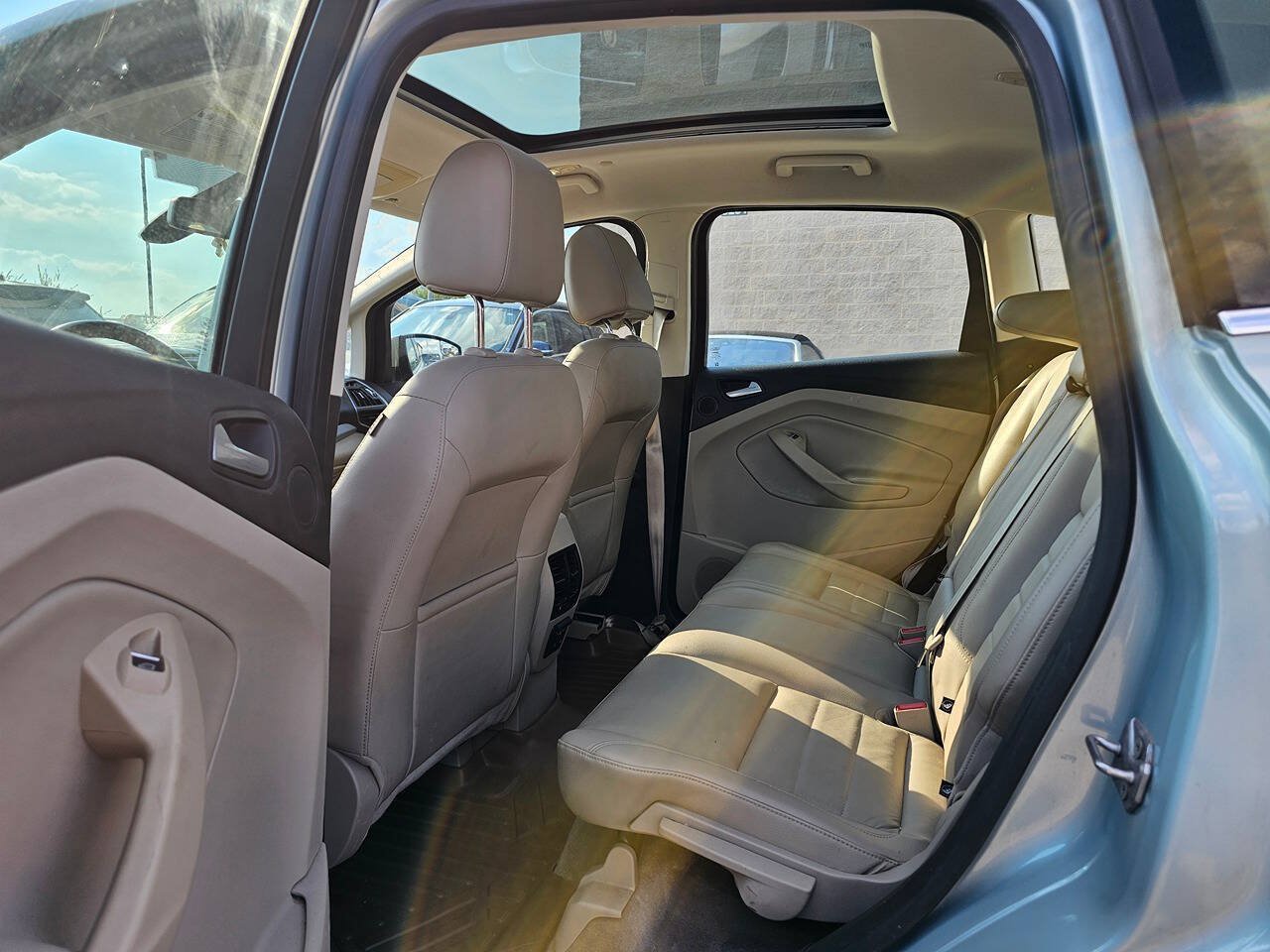 Used 2013 Ford C-MAX SEL FWD image 12