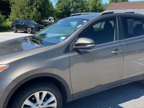 Used 2013 Toyota RAV4 Limited AWD/4WD image 2