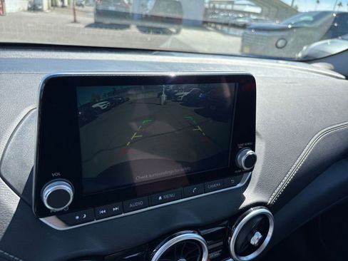 Used 2025 Nissan Sentra SV FWD image 22