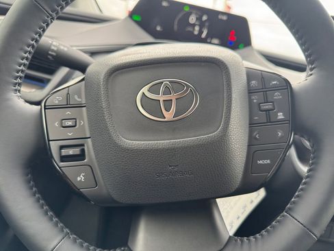 New 2025 Toyota Prius XLE image 25