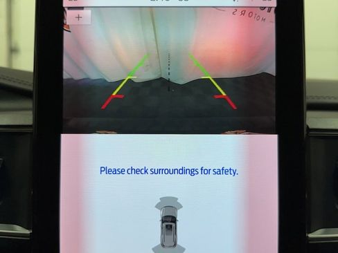 Used 2024 Ford Explorer Platinum w/ Technology Package image 24