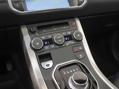 Used 2014 Land Rover Range Rover Evoque Pure Plus image 29