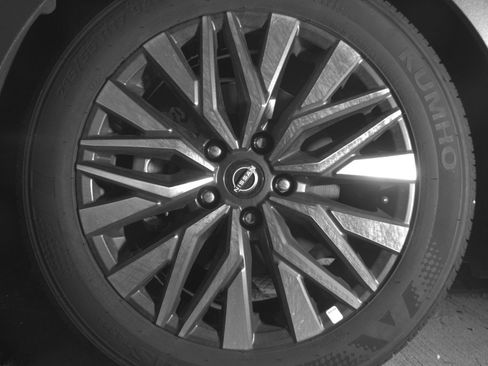 Used 2026 Nissan Altima 2.5 SV FWD image 15