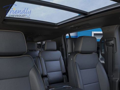 New 2026 Chevrolet Suburban Premier AWD/4WD image 35