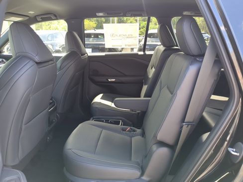 New 2026 Lexus TX 500h AWD image 15