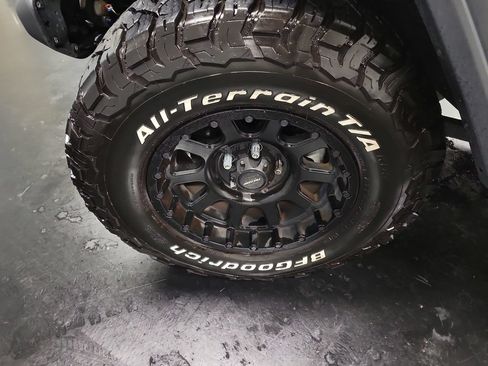 Used 2020 Jeep Wrangler Unlimited Sport AWD/4WD image 14