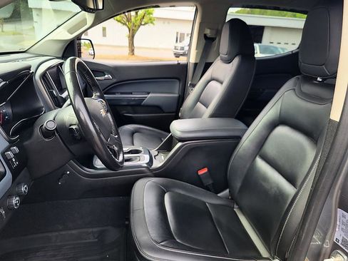 Used 2021 Chevrolet Colorado Z71 w/ Safety Package image 11