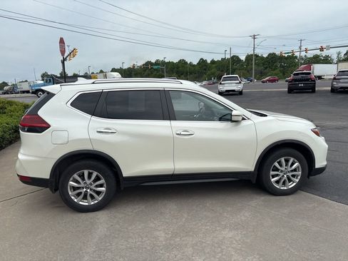Used 2020 Nissan Rogue SV AWD/4WD image 5