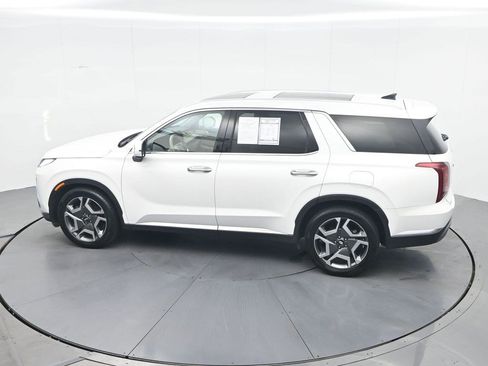 Used 2024 Hyundai Palisade Limited FWD image 26
