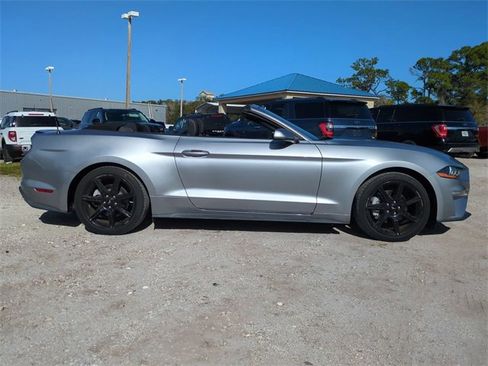 Certified 2020 Ford Mustang Convertible w/ Equipment Group 101A image 3