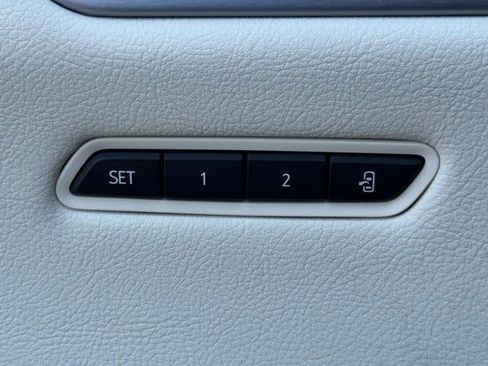 New 2026 Cadillac XT5 Premium Luxury w/ Driver Assist Package image 16