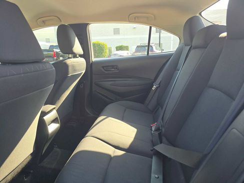 Certified 2025 Toyota Corolla LE image 18