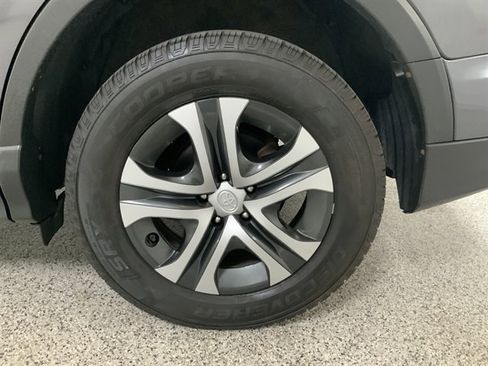 Used 2017 Toyota RAV4 LE AWD/4WD image 11