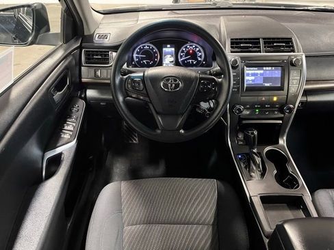 Used 2017 Toyota Camry LE image 16