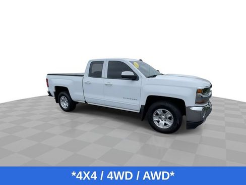 Used 2017 Chevrolet Silverado 1500 LT w/ All Star Edition AWD/4WD image 2
