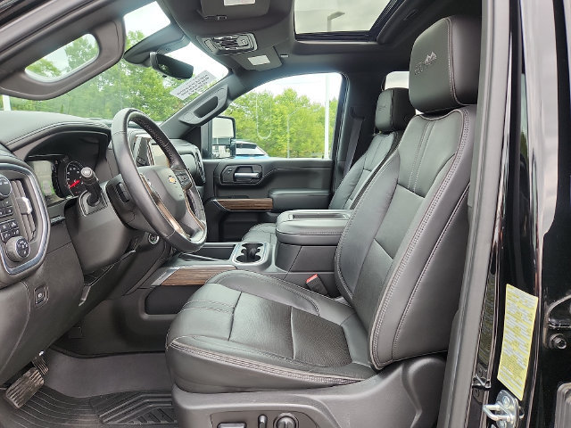 Used 2020 Chevrolet Silverado 2500 High Country w/ Z71 Off-Road Package AWD/4WD image 13
