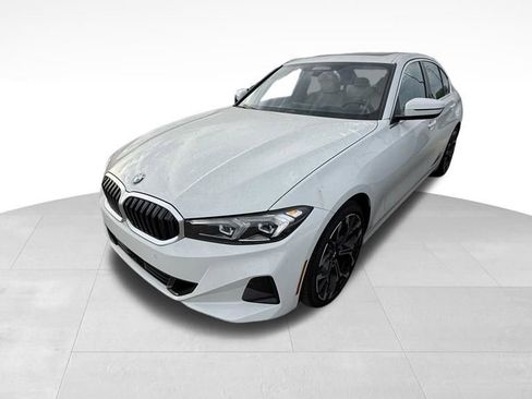 Used 2025 BMW 330i Sedan w/ Premium Package image 1