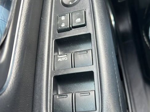 Used 2016 Honda HR-V EX-L image 19