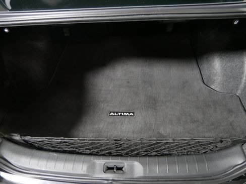 Used 2020 Nissan Altima 2.0 Platinum image 18