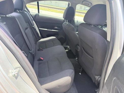 Used 2015 Chevrolet Cruze LT FWD image 17