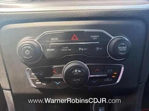 Used 2020 Dodge Charger GT image 11