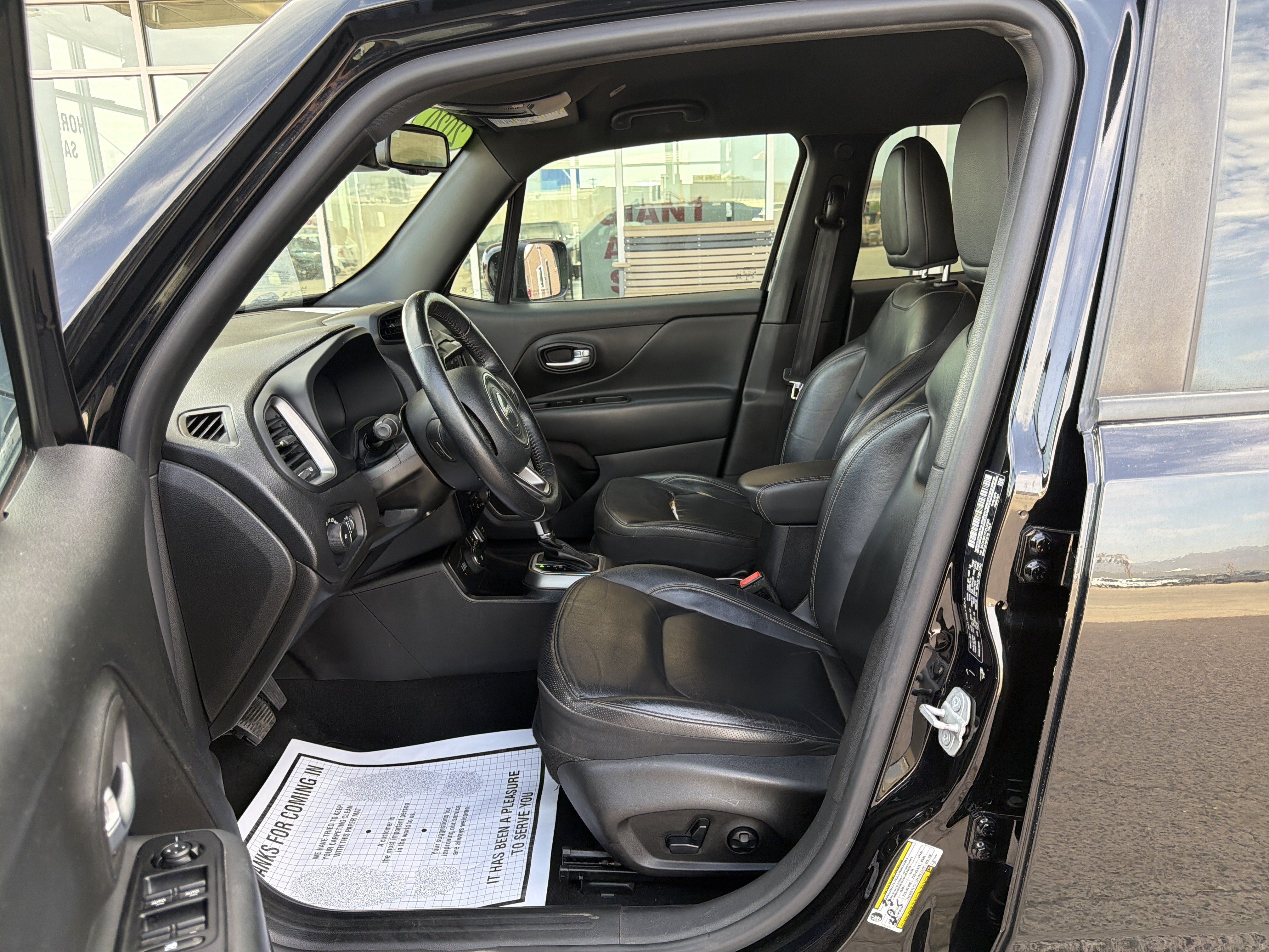 Used 2020 Jeep Renegade Altitude AWD/4WD image 14