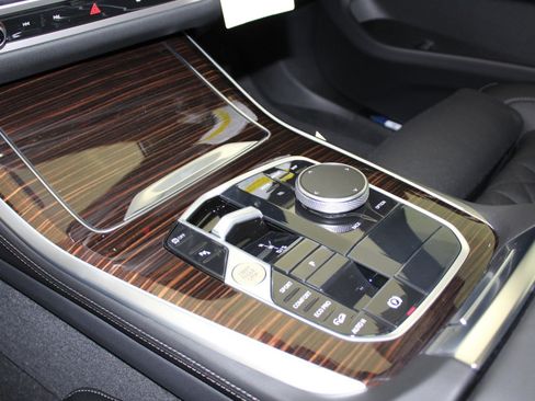 New 2026 BMW X5 xDrive40i image 16