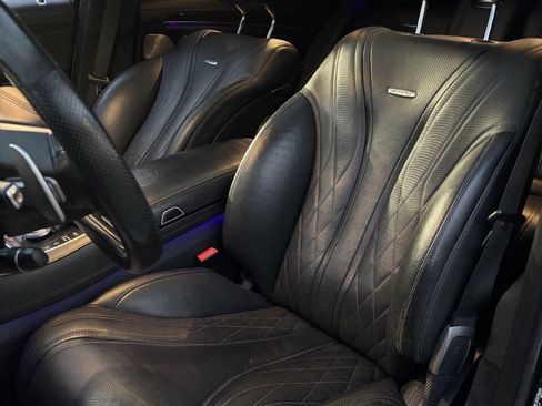 Used 2015 Mercedes-Benz S 63 AMG 4MATIC Sedan w/ Driver Assistance Package image 15