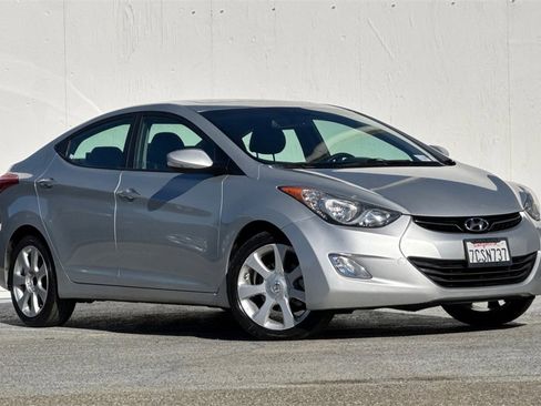 Used 2013 Hyundai Elantra Limited image 2