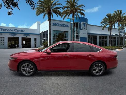 Used 2023 Honda Accord EX image 5