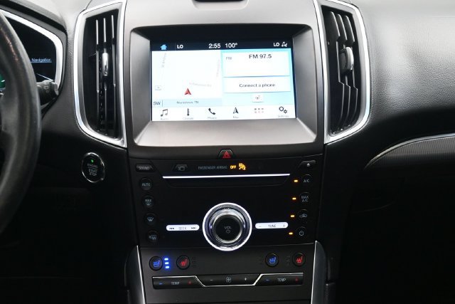 Used 2019 Ford Edge Titanium w/ Equipment Group 301A AWD/4WD image 22