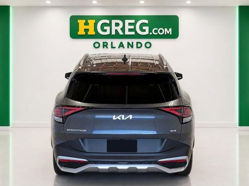 Used 2023 Kia Sportage EX AWD/4WD image 8