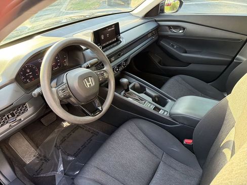 Used 2023 Honda Accord LX image 24