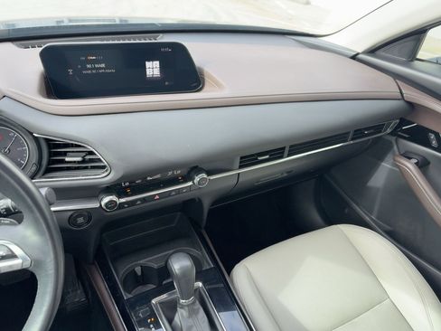 Used 2021 MAZDA CX-30 FWD 2.5 S w/ Premium Package image 27