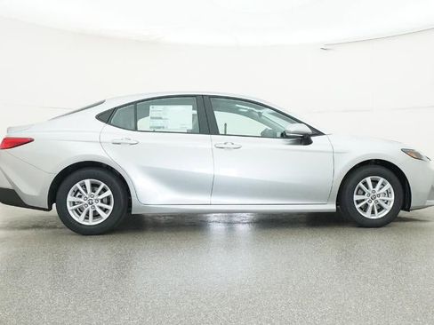 New 2026 Toyota Camry LE image 27