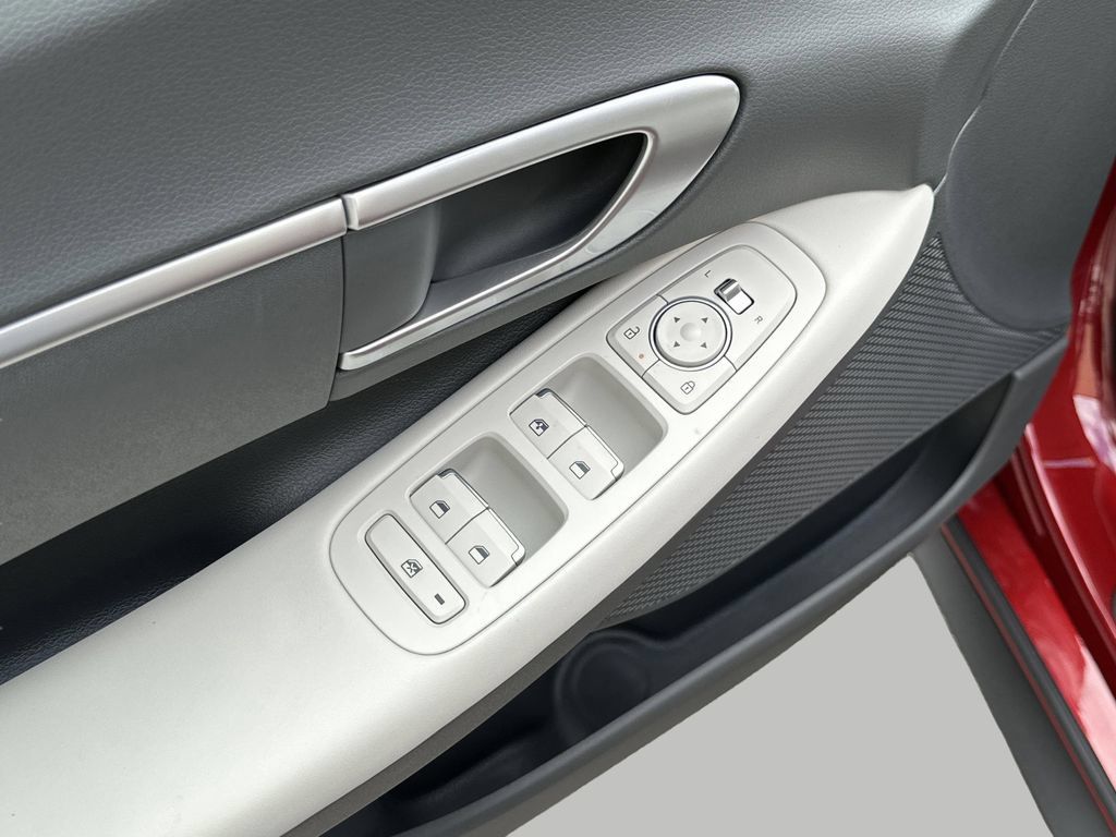 New 2026 Hyundai Sonata SE FWD image 14