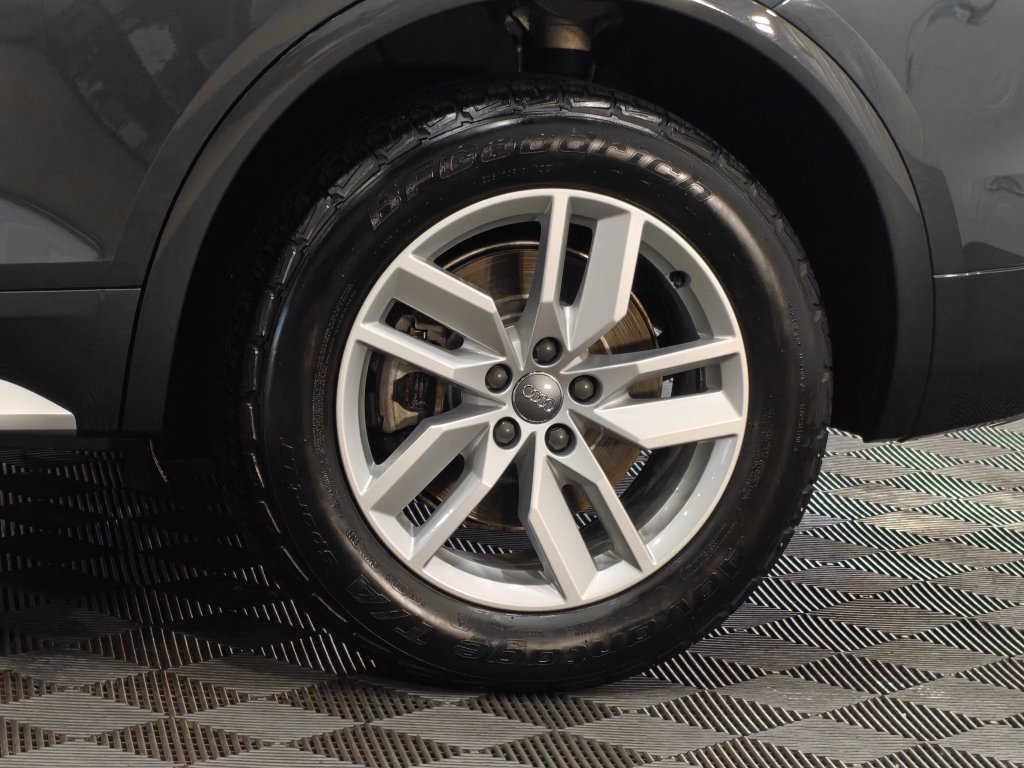 Used 2020 Audi Q5 2.0T Premium AWD/4WD image 57