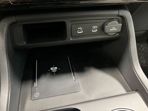 New 2026 Honda Pilot Touring image 16
