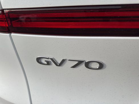 New 2026 Genesis GV70 2.5T Sport Prestige image 10