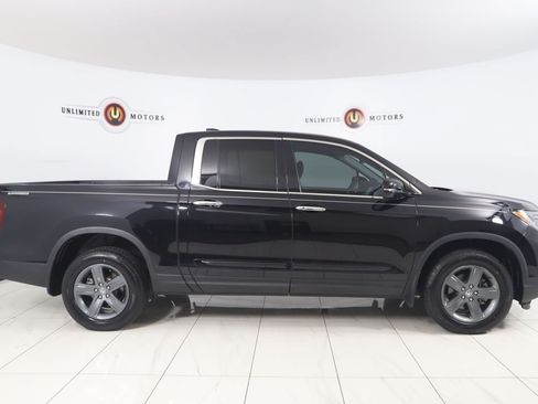 Used 2023 Honda Ridgeline RTL-E image 2
